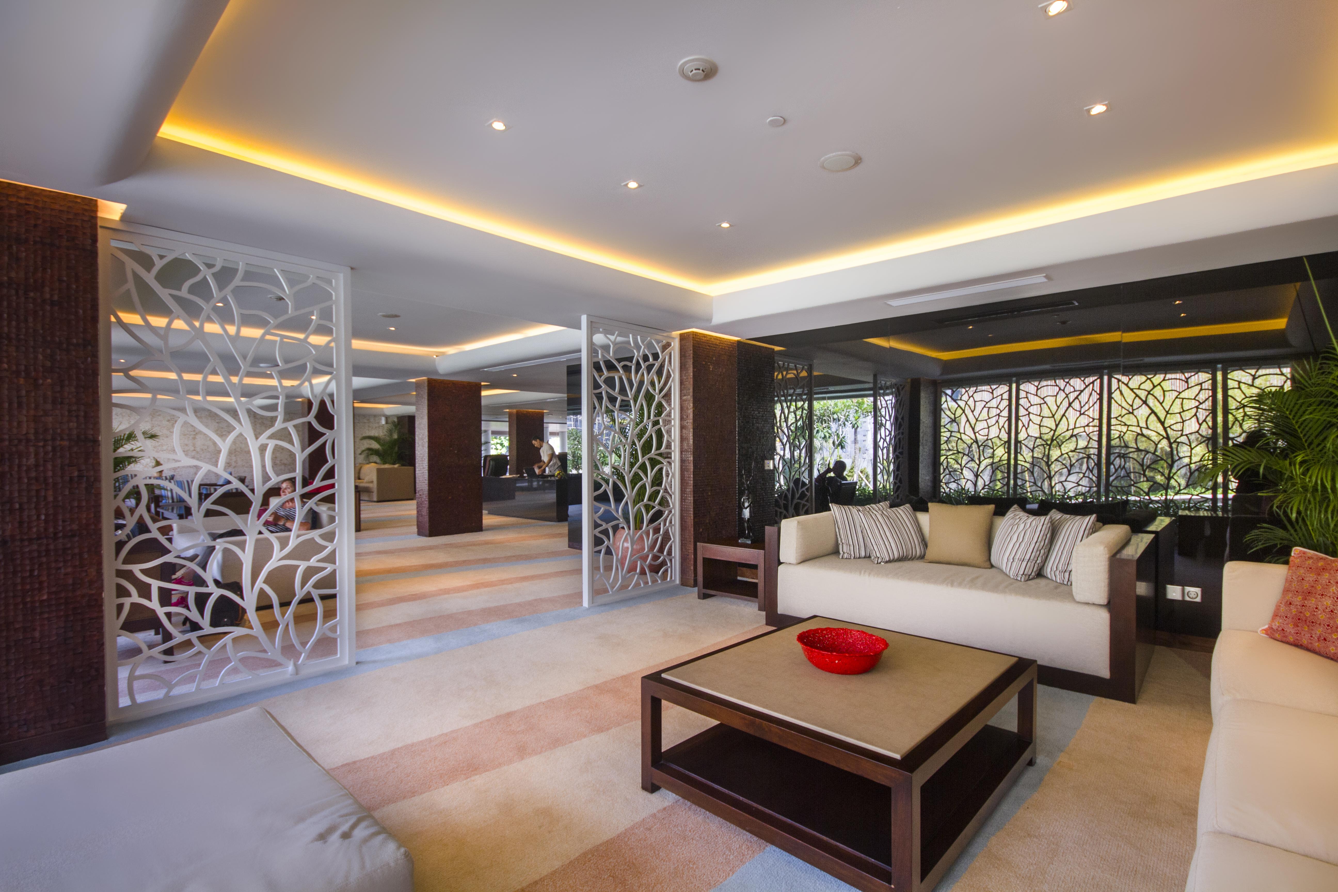 Double - Six, Luxury - Hotel