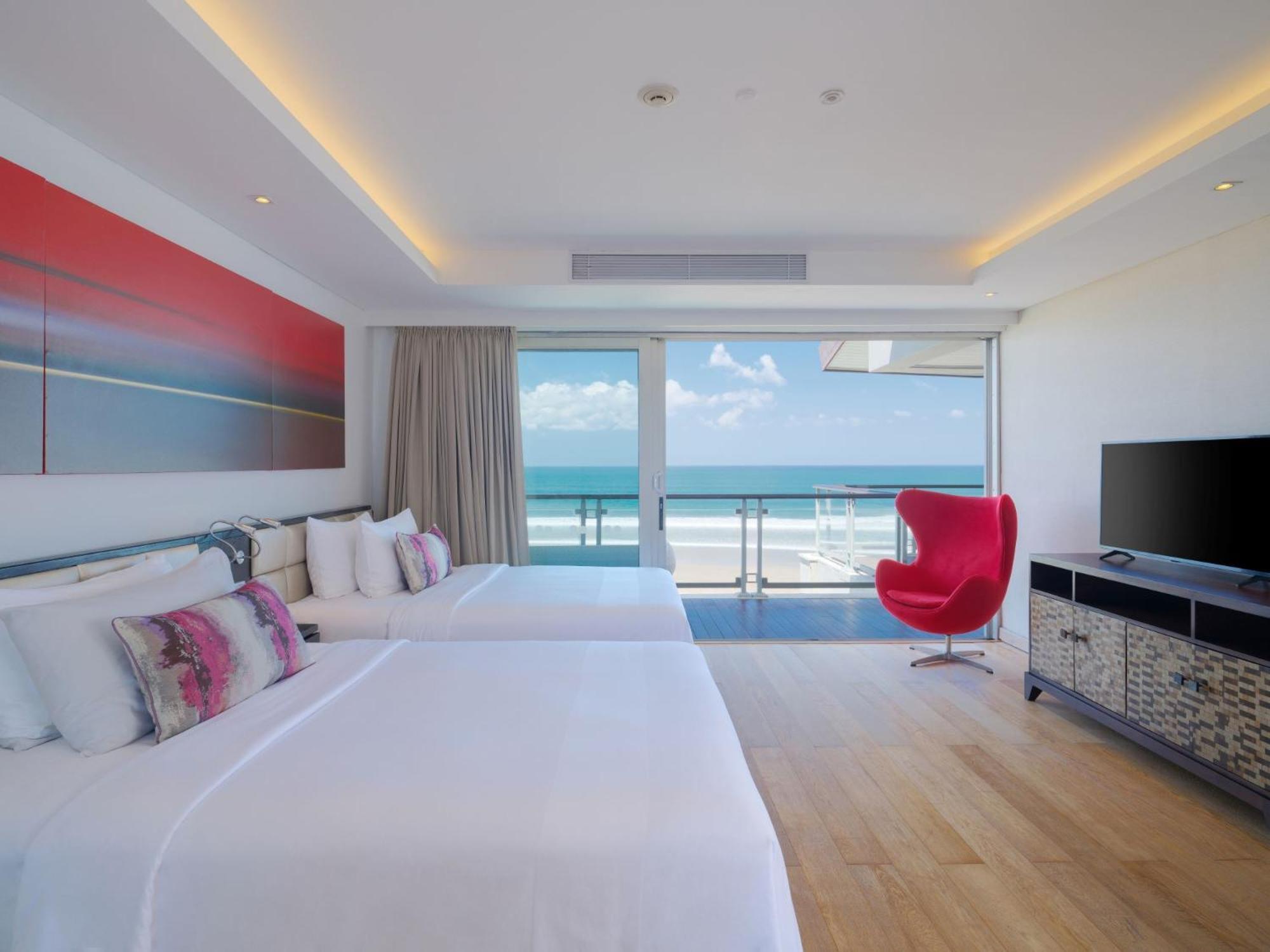 Double - Six, Luxury - Hotel